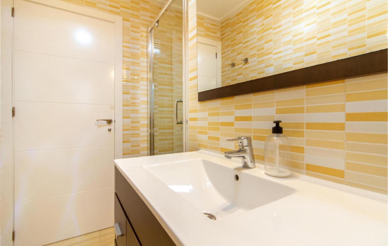 Nice Apartment In Santa Pola With House Sea View Bagian luar foto